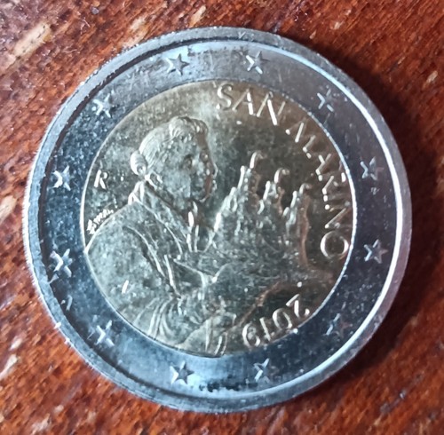 Moneta due euro - moneta, san